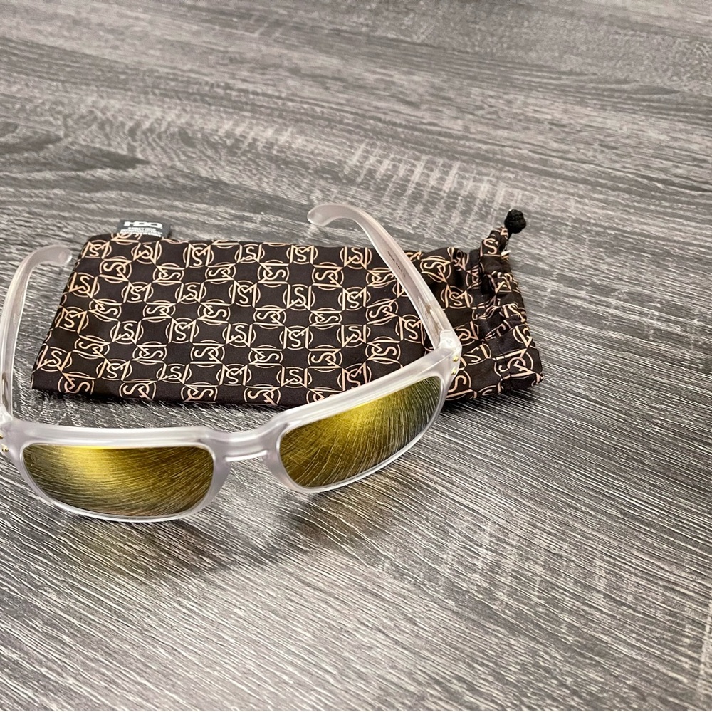 Mens polarized sunglasses.